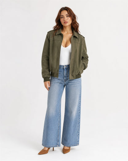 Modelo 1080x1350: 018-chaqueta-bomber-ante-sintetico-verde-militar.jpg