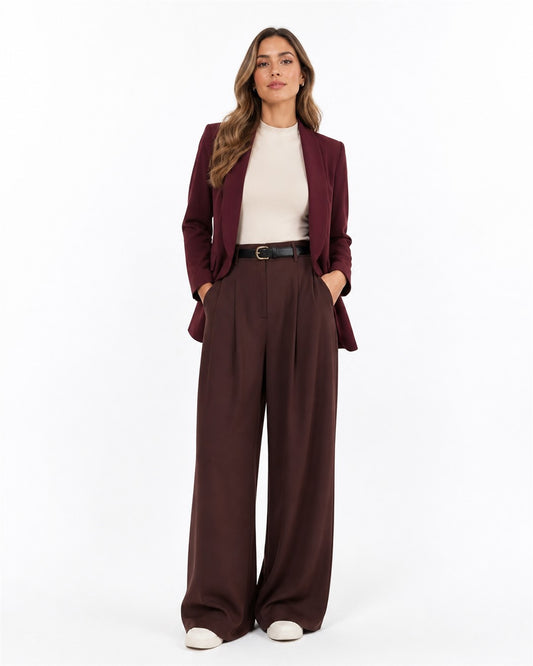 Modelo 1080x1350: 039-rafferiza-blazer-casual-unicolor-cuello-solapa.jpg