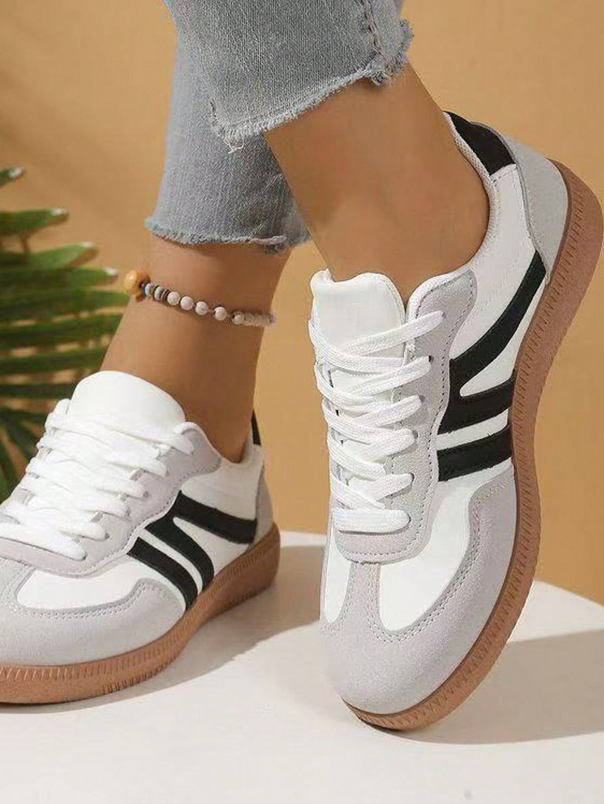 Zapatillas Color Block Con Cordones
