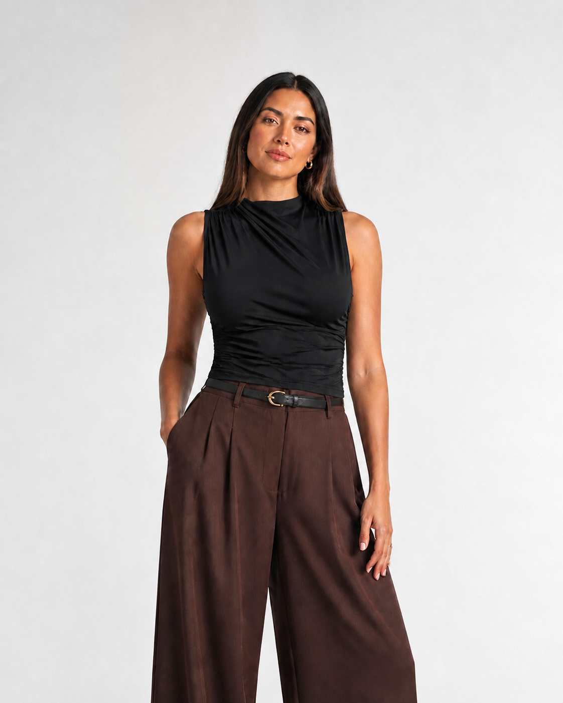 Tank Ari Top Cuello Plisado - Negro