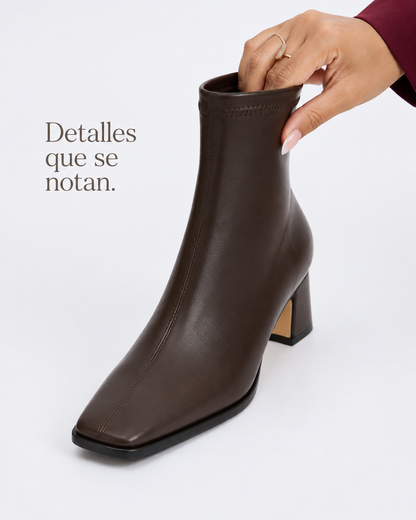 Botines café detalle